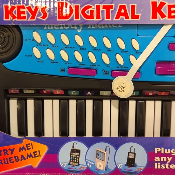 Digital Keyboard for Kids - Blue and Black - Picture 3 of 9